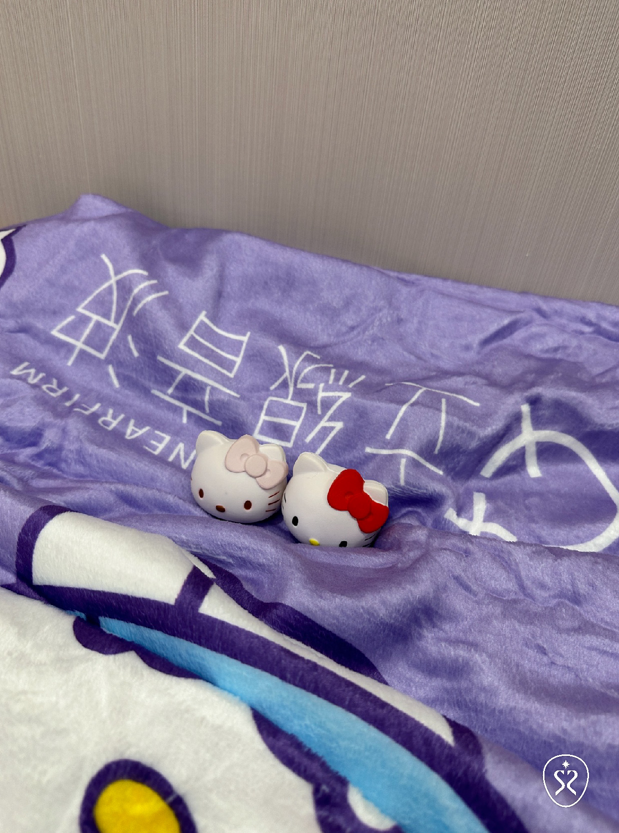 Q+立線音波有與Hello Kitty進行一系列相關聯名